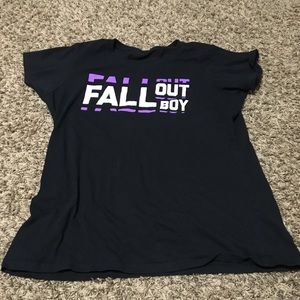 💘4/$15 Fall Out Boy tee